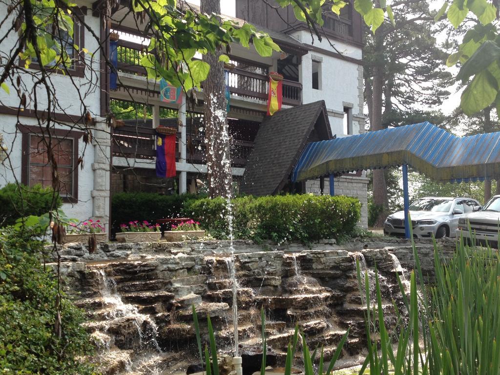 Matterhorn Tower Ξενοδοχείο Eureka Springs Εξωτερικό φωτογραφία
